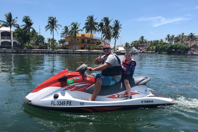 1.5 Hour (20 miles) Waverunner Tour. See Mangrove Tunnels, 20 Islands & SandBar - Practical details that can save a headache