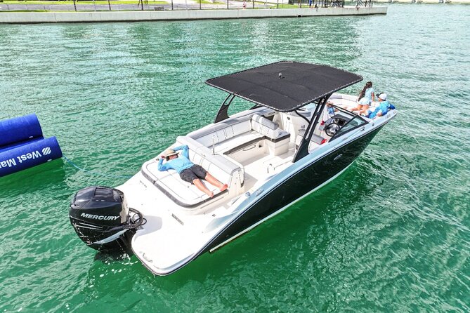 2-Hours Private Miami Boat Tour With Champagne - What the private format is worth