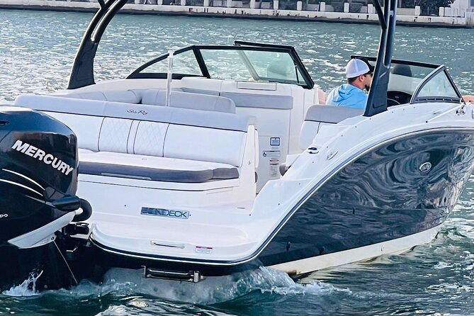 2-Hours Private Miami Boat Tour With Champagne - Sunset or sightseeing: choose your kind of outing