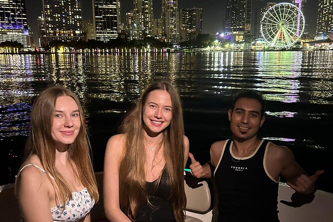2 hrs Miami Private Boat Tour with Cooler, Ice, Bluetooth Stereo - Miami by water, at your own pace