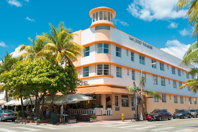 Award-winning Art Deco & History Walking Tour in Miami Beach - Who should take this walk?