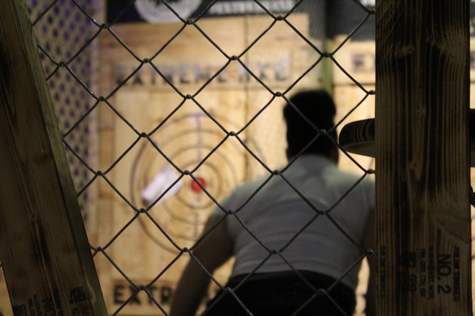 Axe Throwing 60 Min - What an hour at Axe Habits feels like