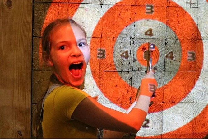 Axe Throwing 60 Min - Before you book
