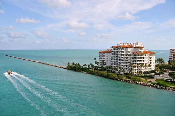 Best of Miami: Private Top-Rated Boat Charter & Guided Experience - A private boat changes the feel of Miami