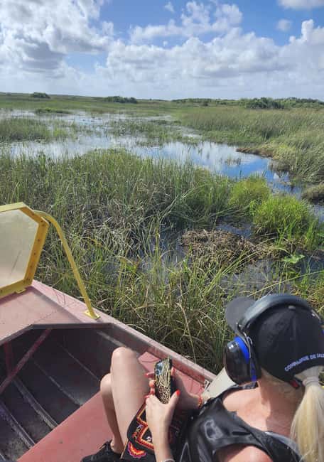 Everglades Eco Airboat Small-Group Tour & 2 Private Islands - A short stop at the Miccosukee village