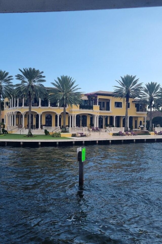 Fort Lauderdale: Millionaire's Row Cruise with Drinks - The New River and Intracoastal Waterway