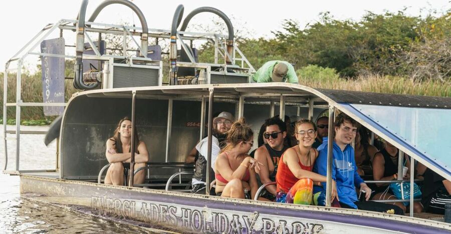 From Miami: Everglades Airboat, Wildlife Show & Bus Transfer - From Miami streets to sawgrass