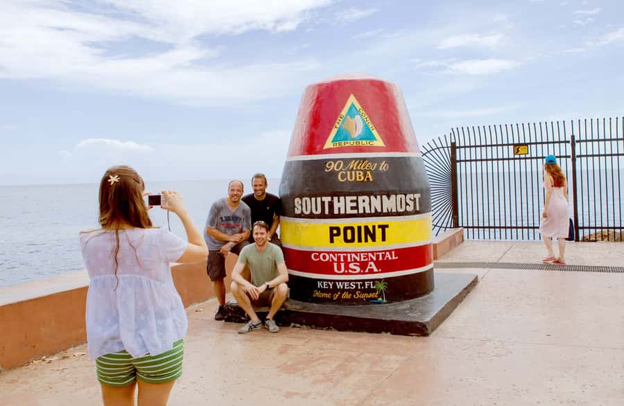 From Miami: Key West Day Tour by Motor Coach Bus - Choosing a water trip or sightseeing ride