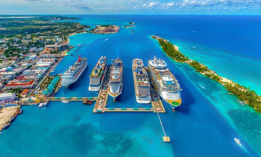 From Miami: Roundtrip Bimini Ferry with Hotel Transfers - From Miami Beach to Bimini in a day
