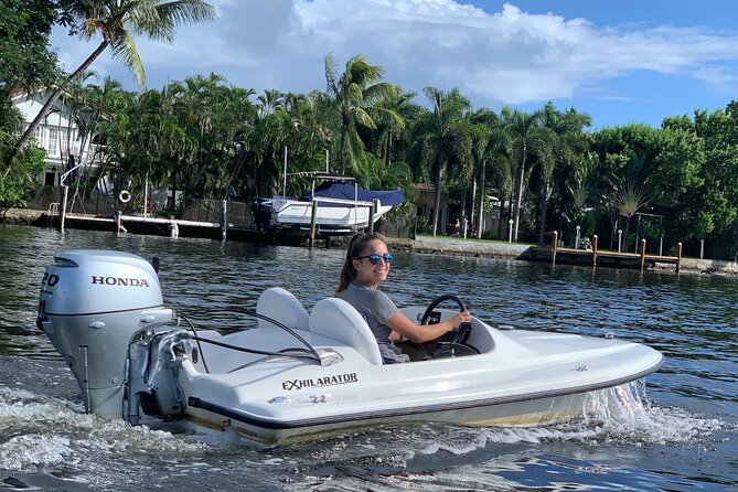 Ft. Lauderdale Mini Powerboat Rental. Canal, Yacht, Mansion Tour - What to know before you go
