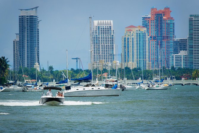 Fully Private Speed Boat Tours, VIP-style Miami Speedboat Tour of Star Island! - Biscayne Bay at speed