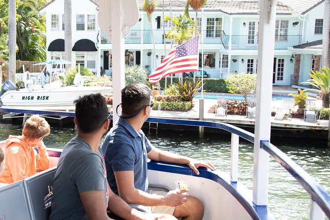 Jungle Queen Riverboat 90-Minute Narrated Sightseeing Cruise in Fort Lauderdale - Should You Book the Jungle Queen?