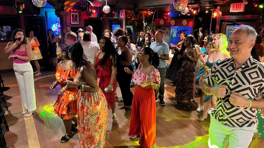 Mango's Miami: Salsa Lessons, Mojitos, Bites & Live Music - Mango’s nightclub takes over at 10pm