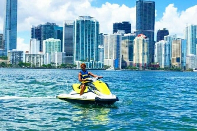 Miami Biscayne Bay Jet Ski Tour - Getting comfortable before the ride