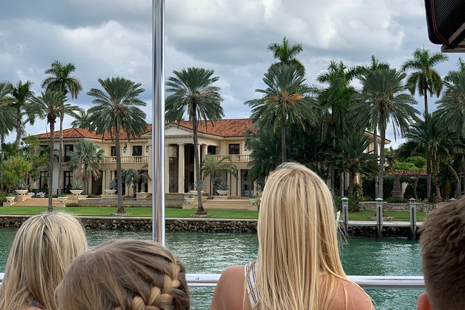Miami Biscayne Bay rich and famous Sightseeing Boat Tour - Who should book this Miami boat tour?