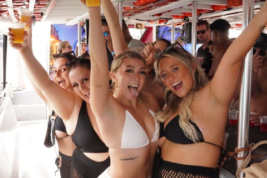 Miami: Boat Party with Live DJ, Unlimited Drinks, and Food - A Miami skyline party, not a quiet harbor cruise