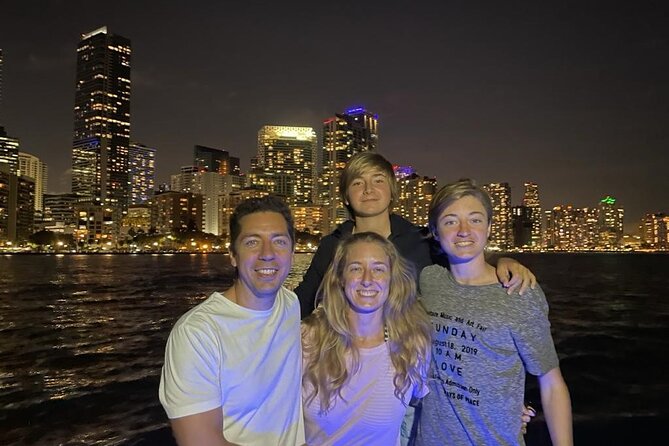 Miami Boat Tour –Day and Night Cruises with Champagne - At a glance