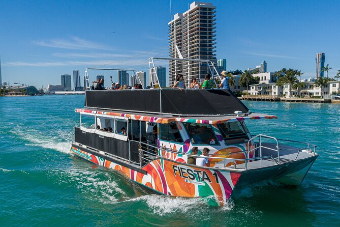Miami Boat Tour of Celebrity Homes - Movie stories, music, and a relaxed onboard mood