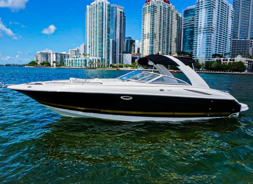 Miami: Exclusive Private Boat Guided Tour - Star Island, Flagler Memorial Island, and waterfront mansions