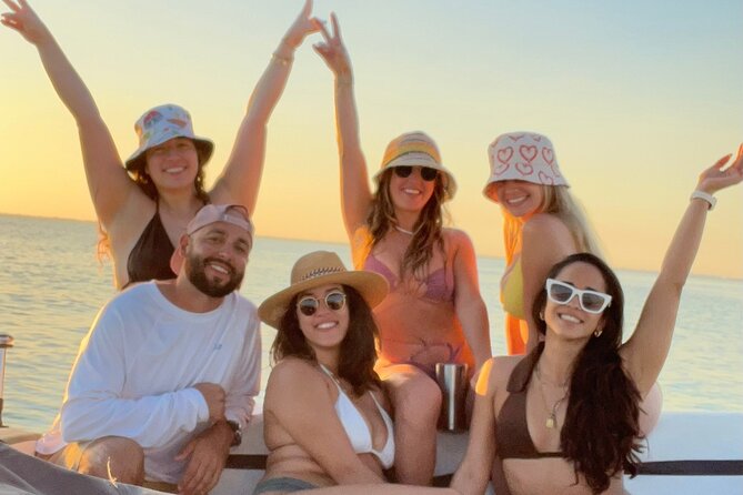 Miami Express Private Boat a 1- Hour Luxury Experience - Marinas, waterfront homes, and a skyline view