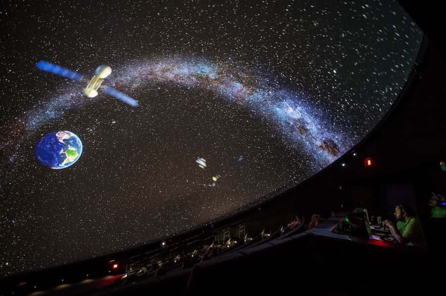 Miami: Frost Museum of Science and Planetarium Entry Ticket - Bugs, gadgets, and a 30-foot dinosaur