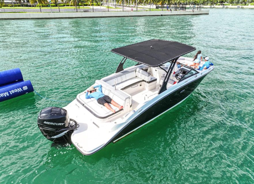 Miami: Guided Boat Tour with Champagne - Sunset views, city lights, and wildlife