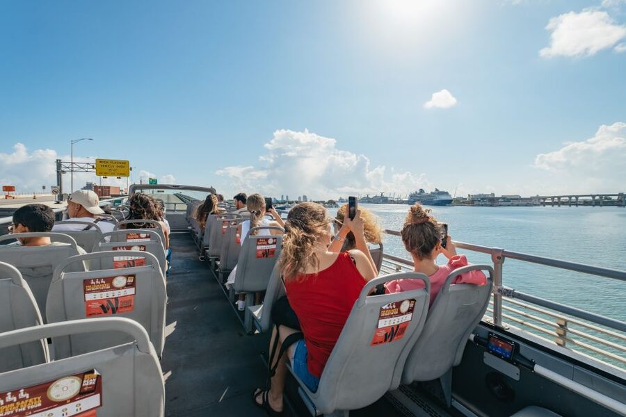 Miami: Half-Day Open-Top Bus Tour Plus Biscayne Bay Cruise - Bayside and the shift to Biscayne Bay