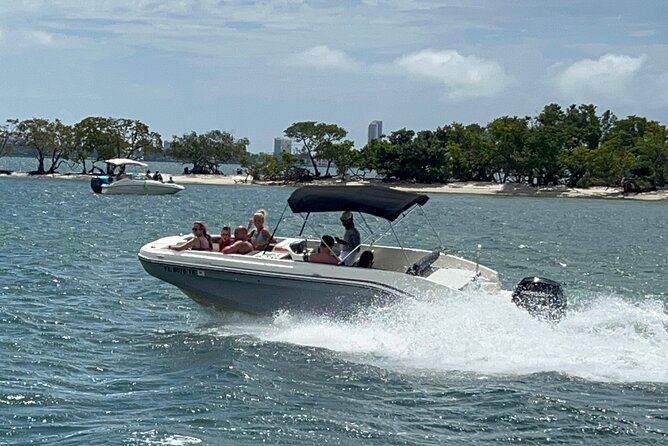 Miami Island Adventure: Boat Rental to Raccoon Island - Leaving from Miami Beach and cruising Biscayne Bay