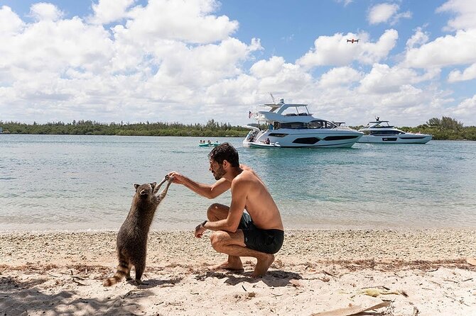 Miami Island Adventure: Boat Rental to Raccoon Island - Choosing between two and four hours
