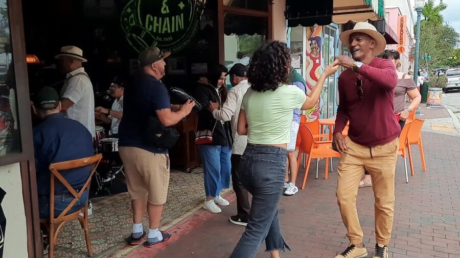 Miami: Little Havana Cuban Food and Culture Walking Tour - Practical details that make the walk easier