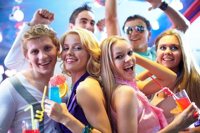 Miami: Mango's Dinner and Show Ticket - A South Beach dinner with a cabaret at its center