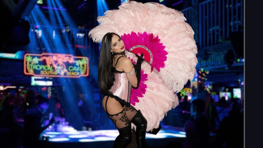 Miami: Mango's Tropical Cafe Dinner & Show - Should you book this South Beach dinner show?