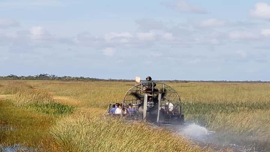 Miami: Original Everglades Airboat Tour & Interpretive area - What the guides add