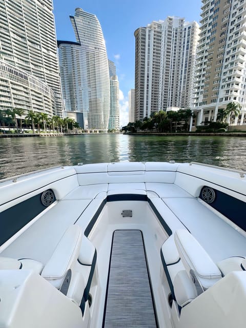Miami: Private Boat Charter Guided and Tailored Experience - What the boat includes, and what to bring