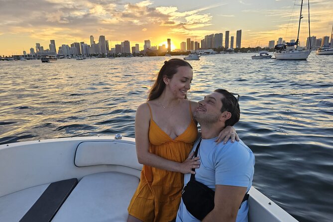 Miami Shared Boat tour, 2 hours on a 24 ft boat. 6 people total. - Should You Book The Miami Boat Tour?