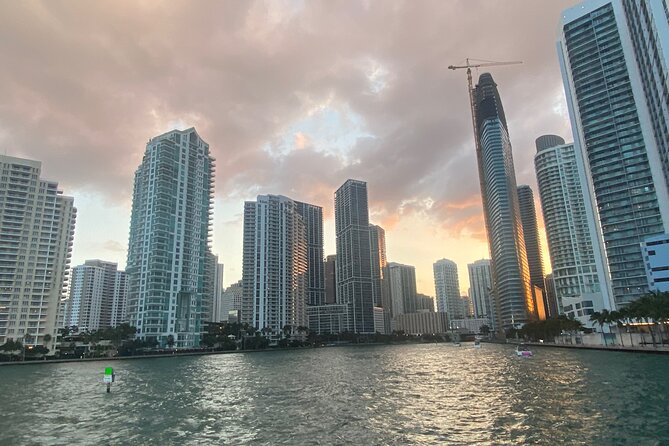 Miami Skyline: Happy Hour Cruise Music & Cash Bar - FAQ