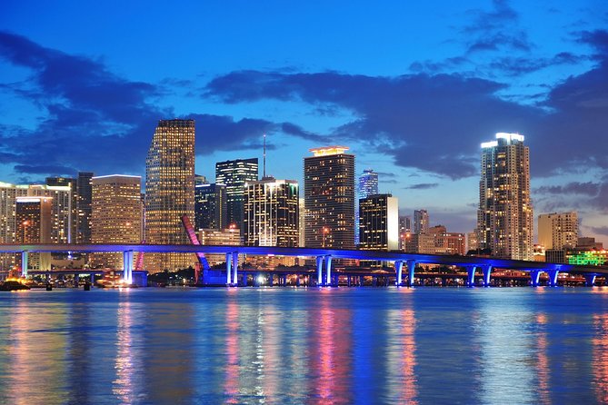 Miami Skyline Views and Biscayne Bay Cruise - What to know before you board