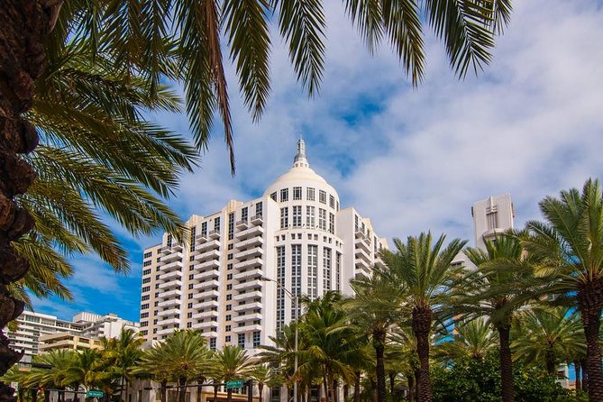 Miami South Beach Art Deco Walking Tour - Versace Mansion and the Ocean Drive finale