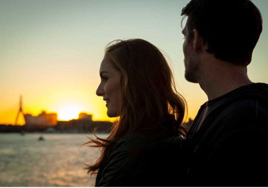 Miami: Sunset Cruise with Celebrity Homes & Open Bar - What the two-hour format means