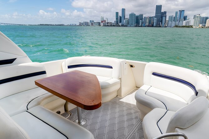 Private tour for 12 people on a 40 ft Yacht, Ft Lauderdale bay - Two hours on the Intracoastal