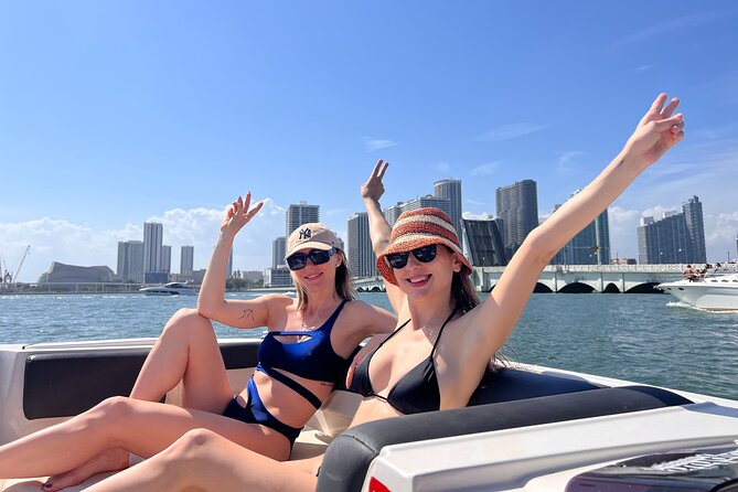 Snorkel & Millionaire Row - Private Miami Boat Tour w/ Drinks - Key points before you book