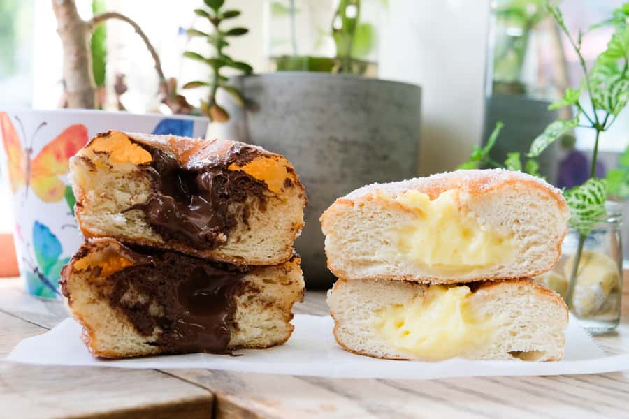 South Beach Sweets Tour: Donuts, Pastelitos, and Patisseries - From the bakery toward Ocean Drive