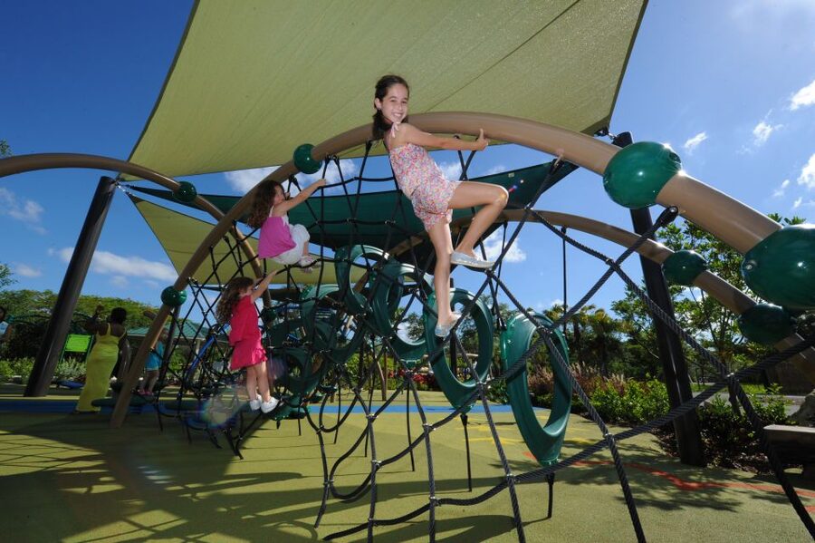 Zoo Miami: General Admission Ticket - Wings of Asia and the giraffe feeding station